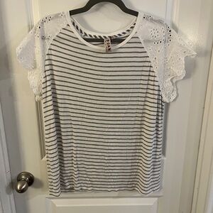 Dolan Striped Gray Tee with White Lace Sleeves, Babydoll style